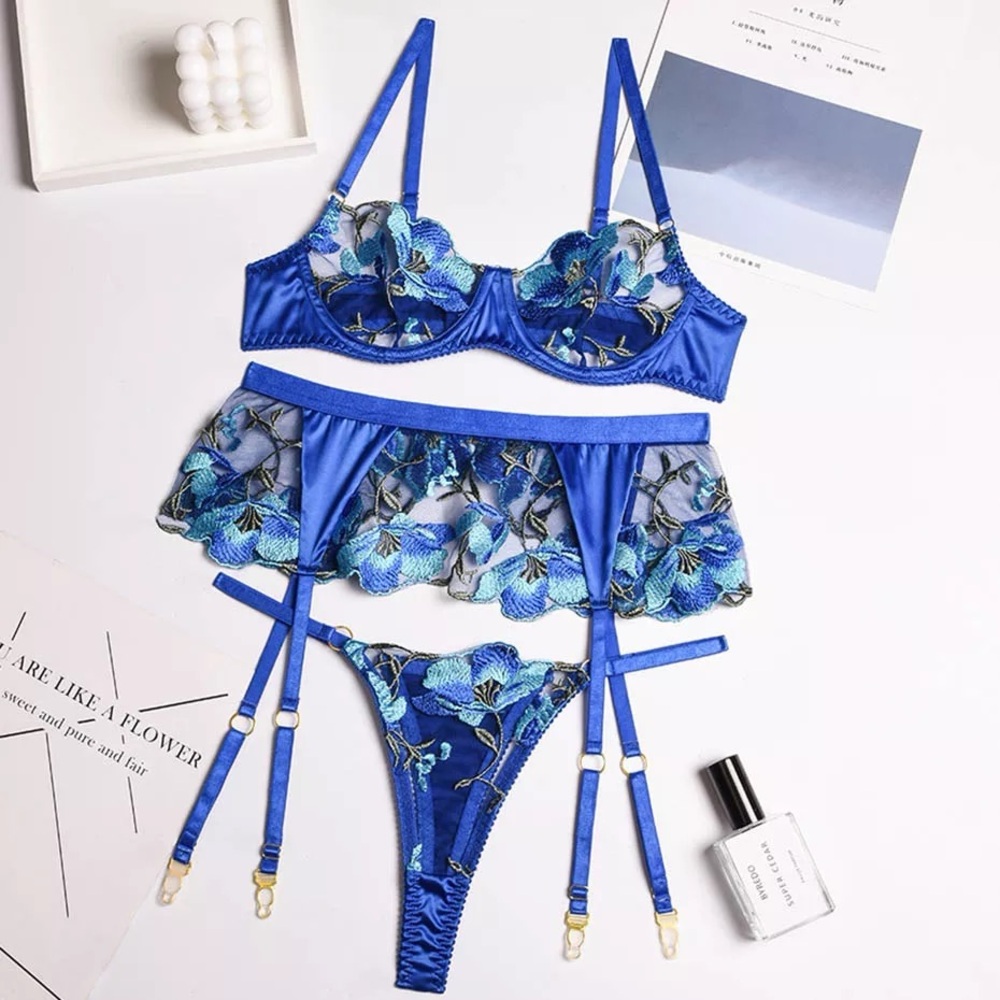 Blue silk lingerie set